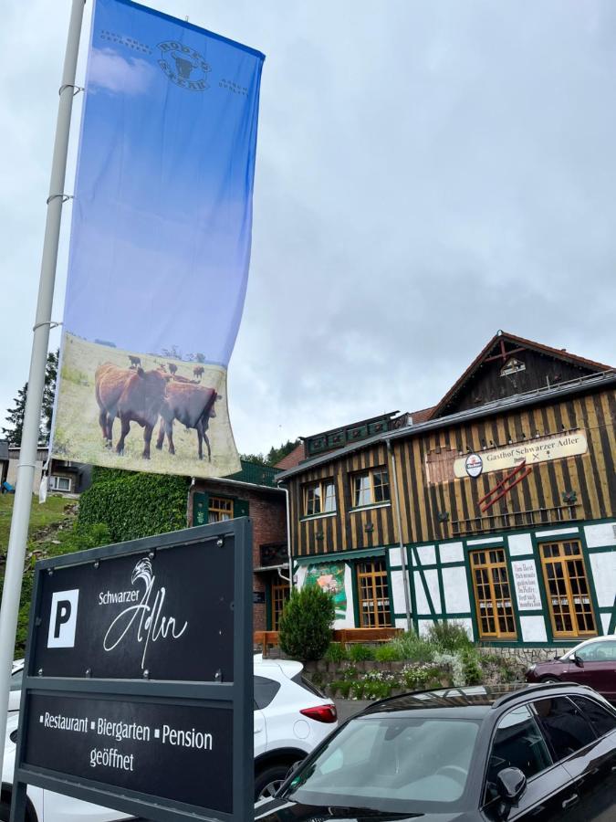 Gasthof & Pension "Schwarzer Adler" Masserberg Ngoại thất bức ảnh